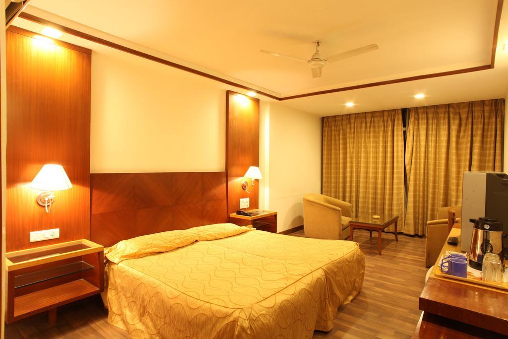 Hotel Jammu Ashok Стая снимка